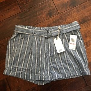 JOLT LINEN SHORTS